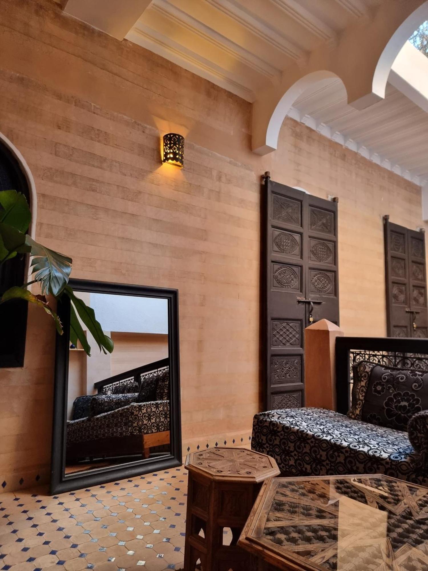 Riad Black Doors Marrakesh Eksteriør billede