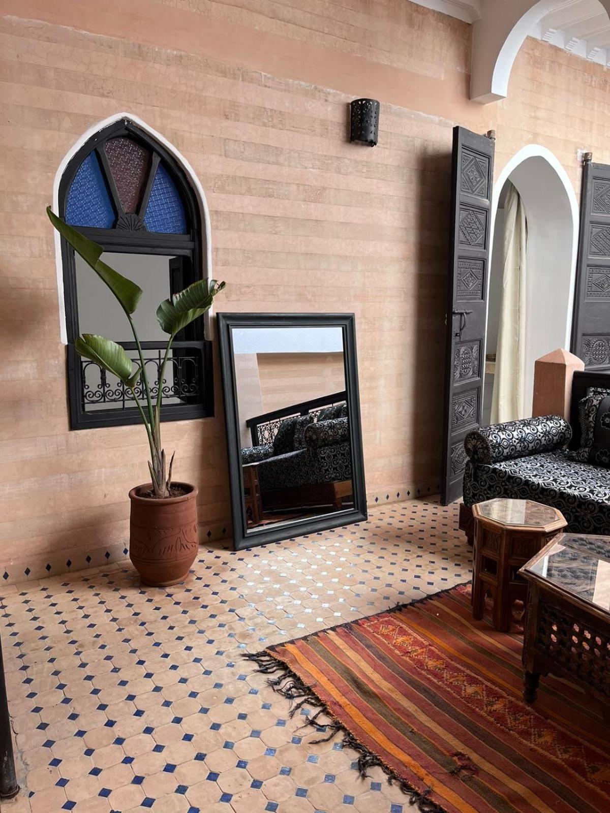 Riad Black Doors Marrakesh Eksteriør billede